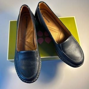 Naturalizer Shane Navy shoe
